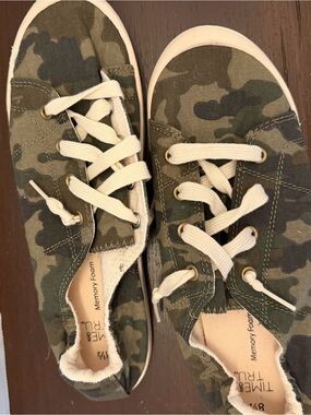 Time and Tru Camouflage Canvas Slip-On Sneakers - Green Camo